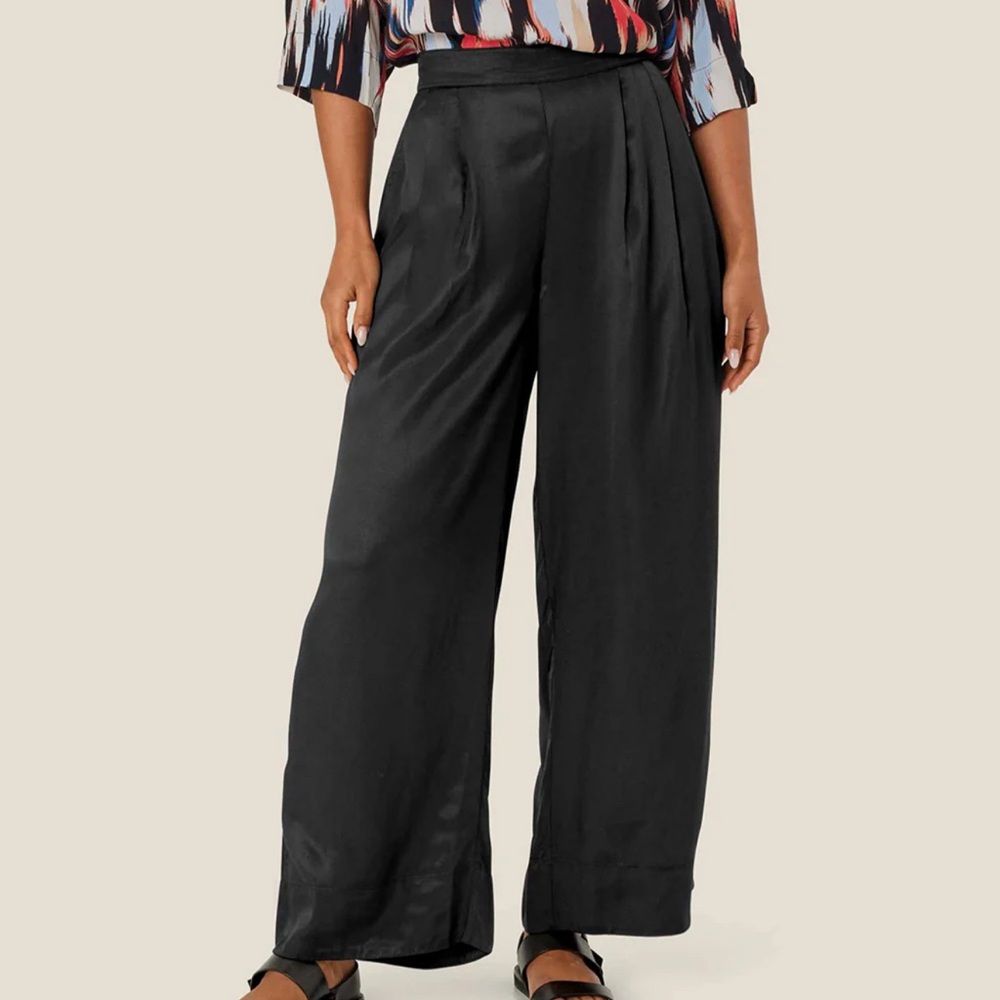 NWT MASAI Black Lightweight Trousers